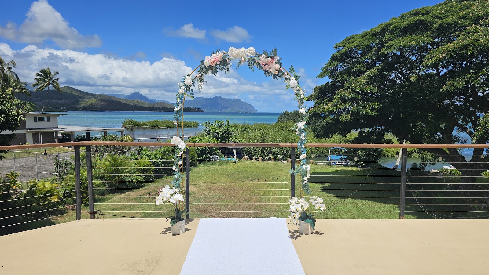 Hawaii weddings
